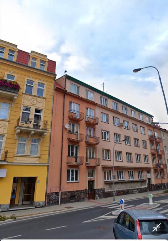 Apartman V Centru Karlovy Vary Exterior photo
