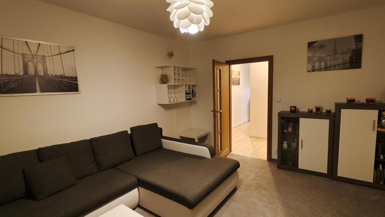 Apartman V Centru Karlovy Vary Exterior photo